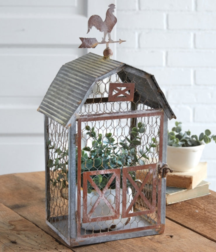 Chickenwire tabletop barn