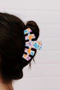 TELETIES - Classic Fluttering By Medium Hair Clip