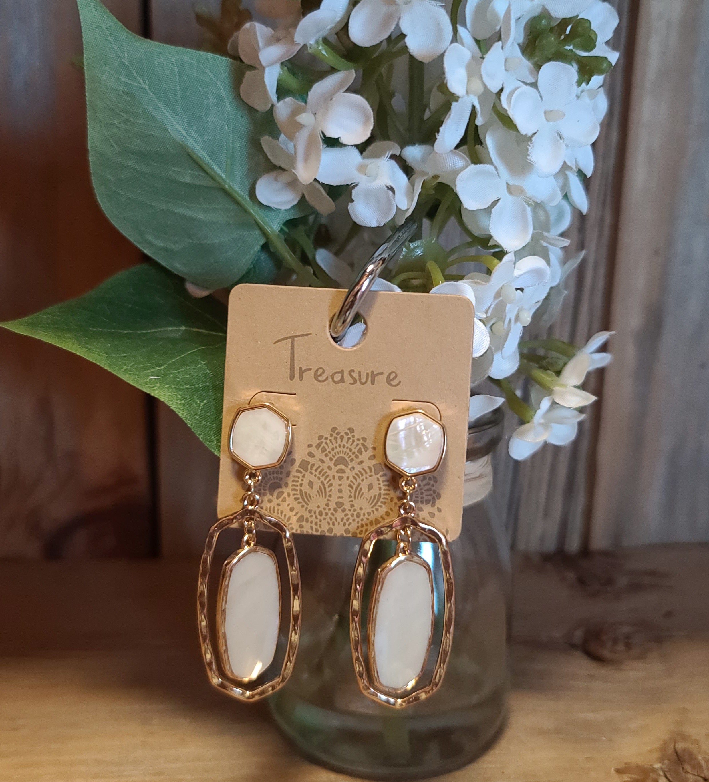 Mother of pearl and Goldstone Morocco earrings