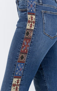 Judy blue mid-rise western print jeans