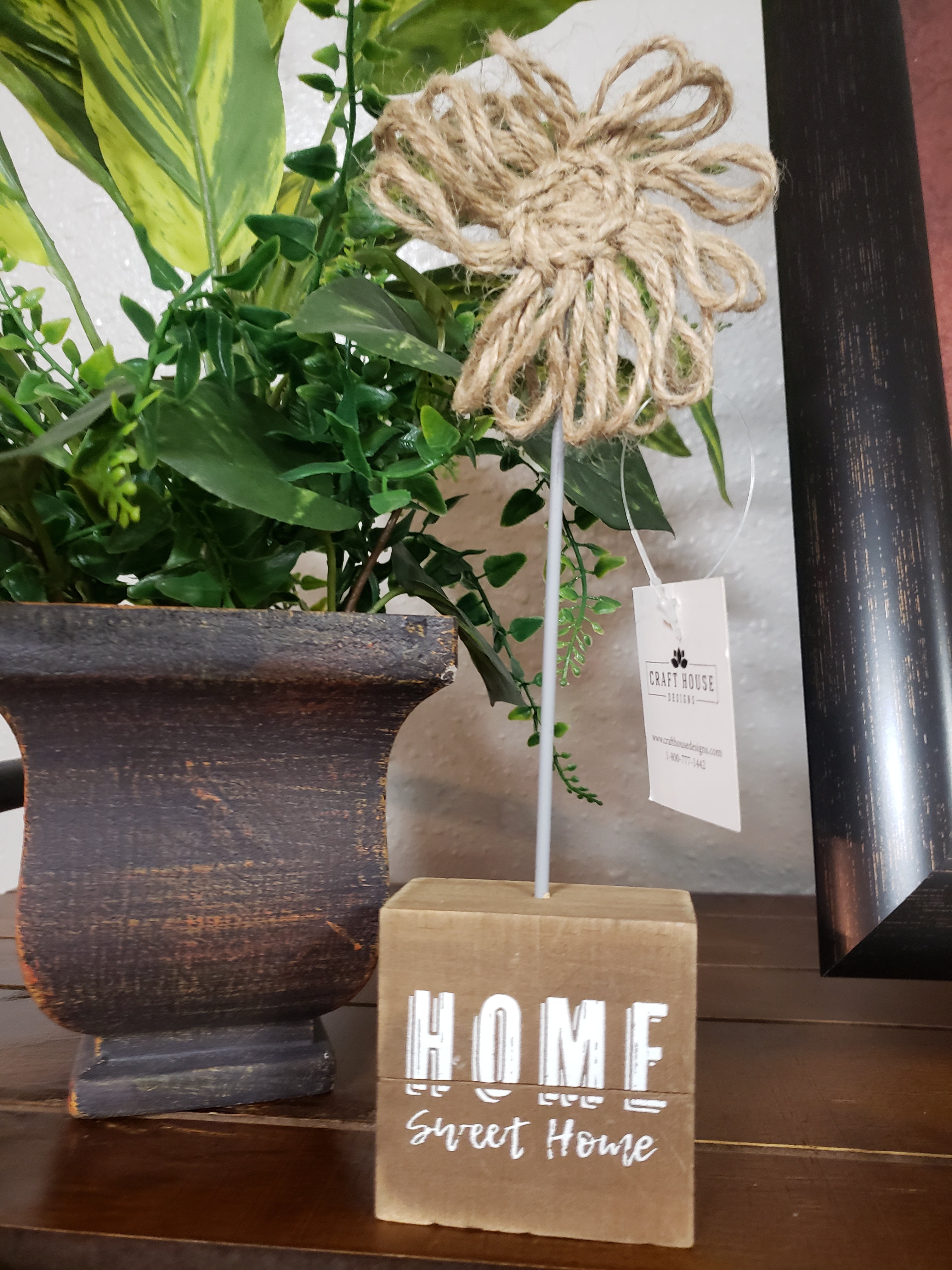 Home twine flower