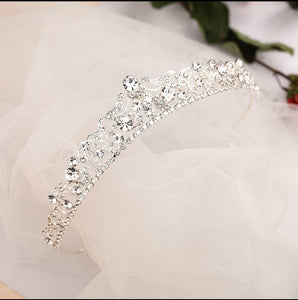 Tiara with comb- silver