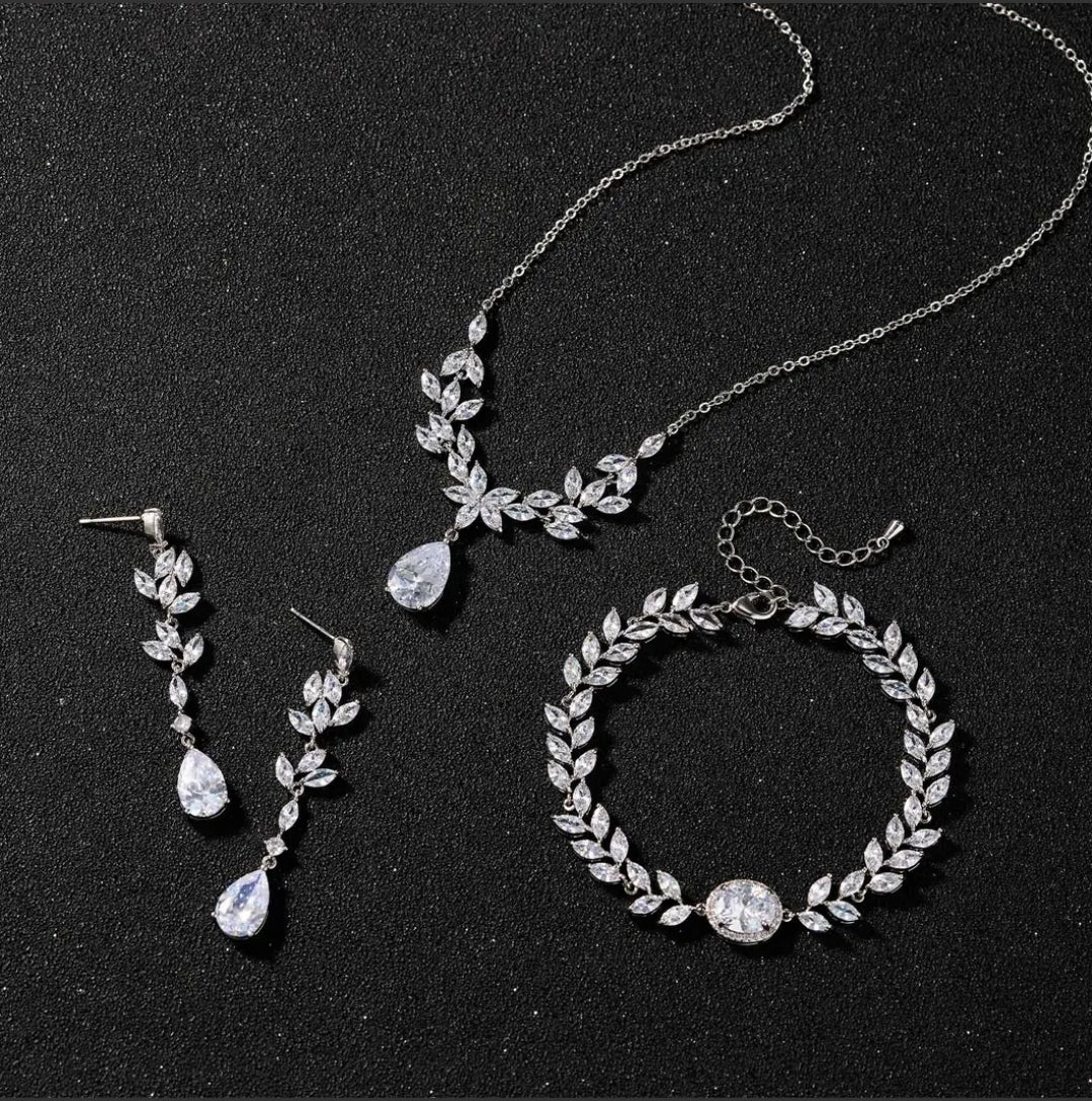 Necklace, earring, bracelet set