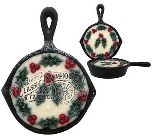 Hollyberry 8 oz Cast Iron Pan Candle